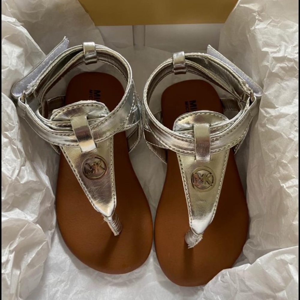 Michael Kors Toddler girl sandals size 7c